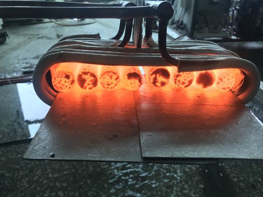 Urządzenie oświercające indukcyjne do chłodzenia wodą z automatycznym systemem regulacji temperatury